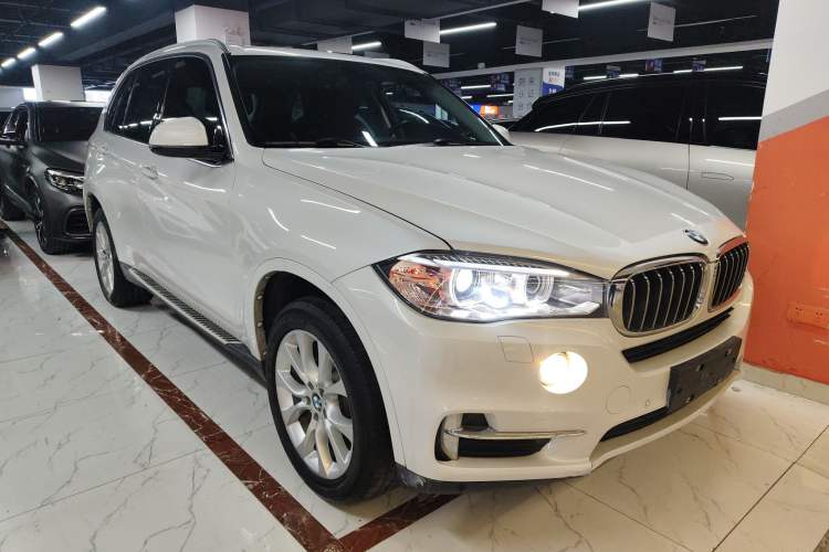 Used BMW X5 2018 xDrive28i
