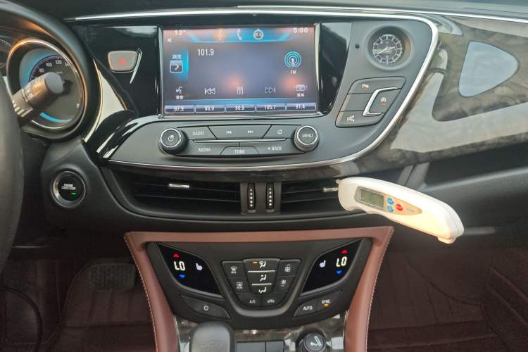 Used Buick Envision 2016 20T Four-Wheel Drive Luxury Model
