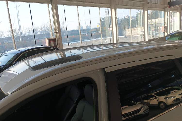 Used Mitsubishi Outlander 2019 2.4L 4x4 Zhi Xiang Edition 5 Seats China VI Standard