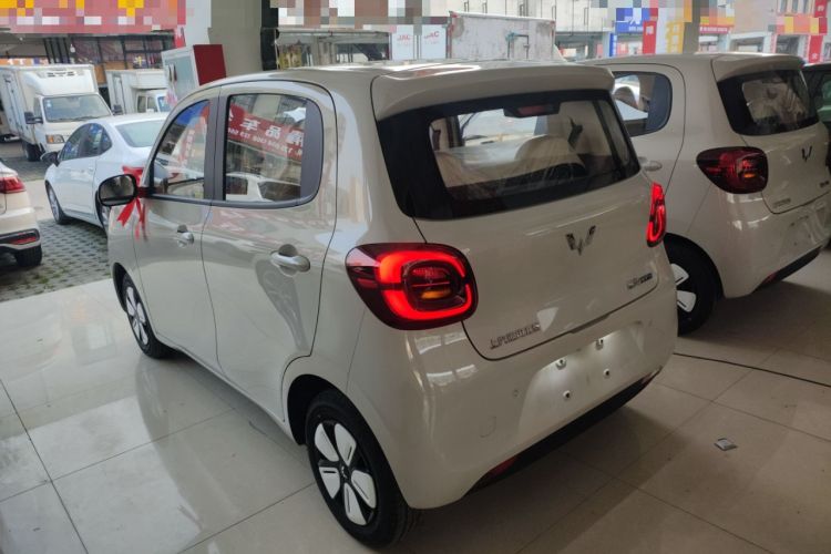 Used Wuling Hongguang MINIEV 2025 Four-Door Version Advanced Edition
