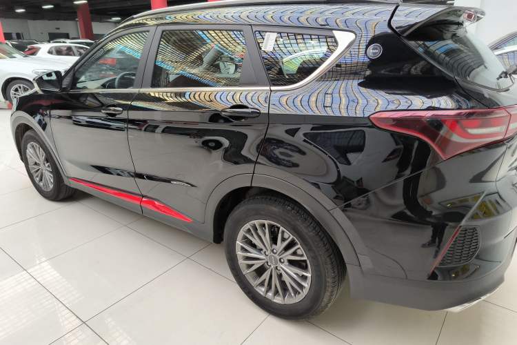 Used JETOUR X70 2023 1.5T DCT Overpass PRO+ Edition 7 Seats
