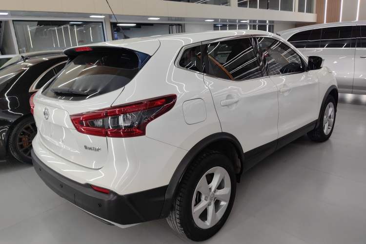 Used Nissan Qashqai 2021 2.0L CVT Smart Enjoyment Version
