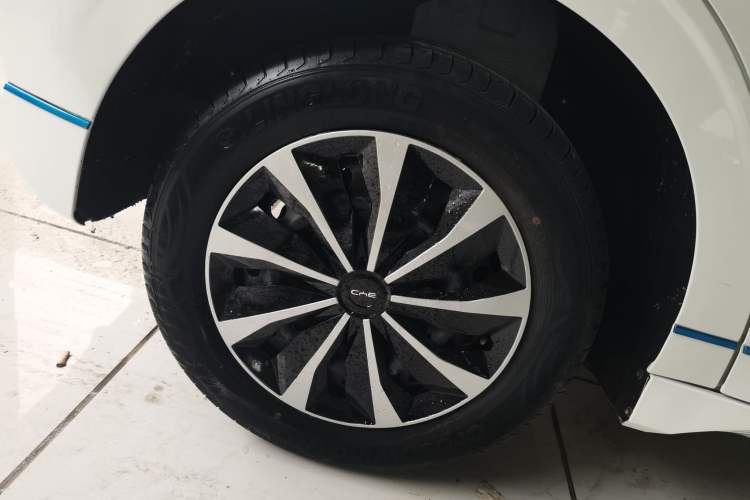 Used BYD e2 2019 Standard Range Version – Yue·Standard Model