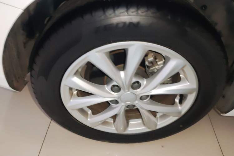 Used Roewe i5 2020 1.5L Automatic 4G Connected Linghao Edition
