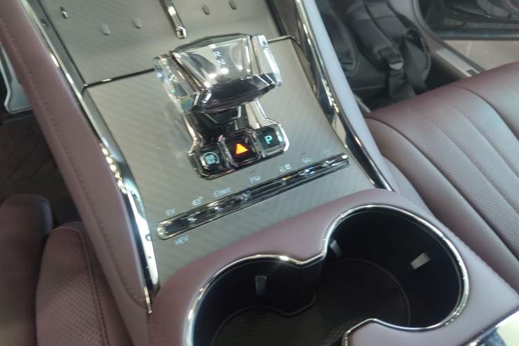 Used Denza Z9GT 2024 1100 Four-Wheel Drive Ultra Version
