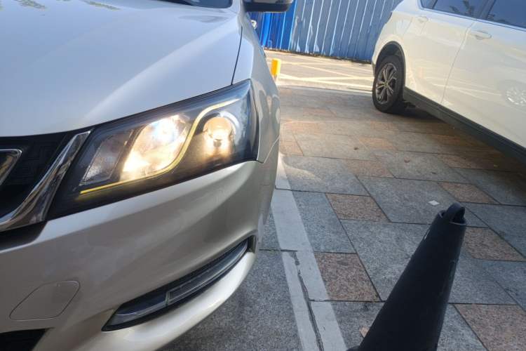 Used Geely Auto Emgrand 2017 Sedan Million Edition 1.5L CVT Luxury Model
