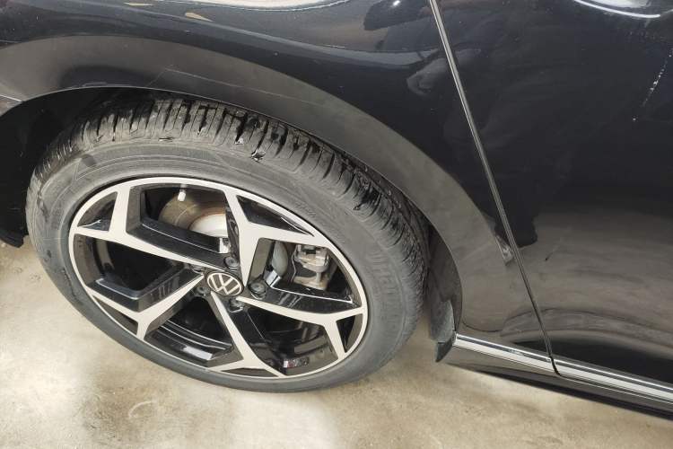 Used Volkswagen Magotan 2023 2 Million Units Limited Edition 330TSI DSG Leading Version