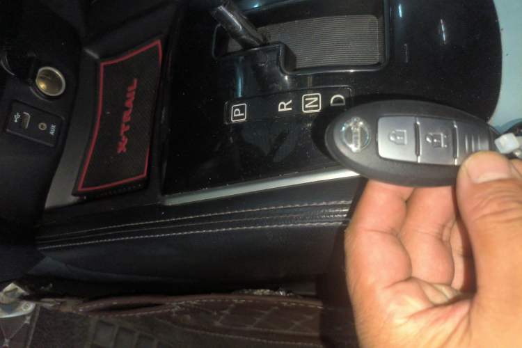 Used Nissan X-Trail 2014 2.0L CVT Smart Edition 2WD
