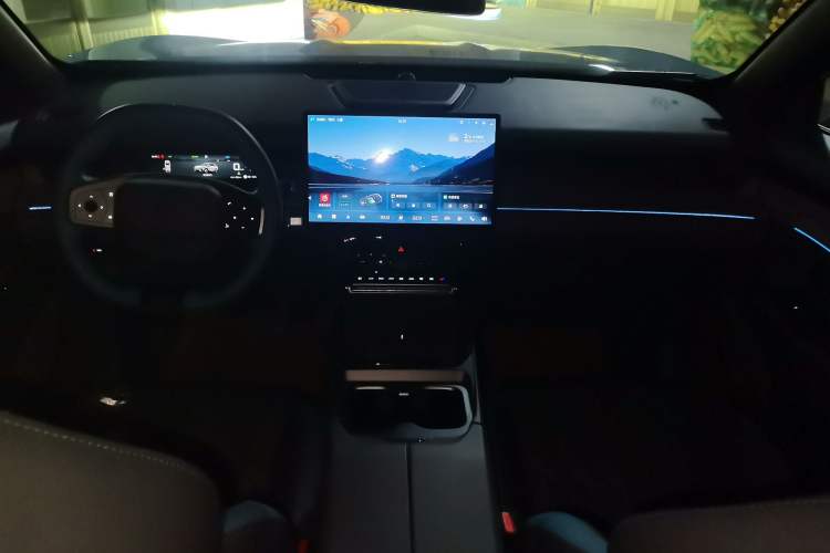 Used JETOUR Shanhai Shanhai L6 2024 1.5TD DHT MAX
