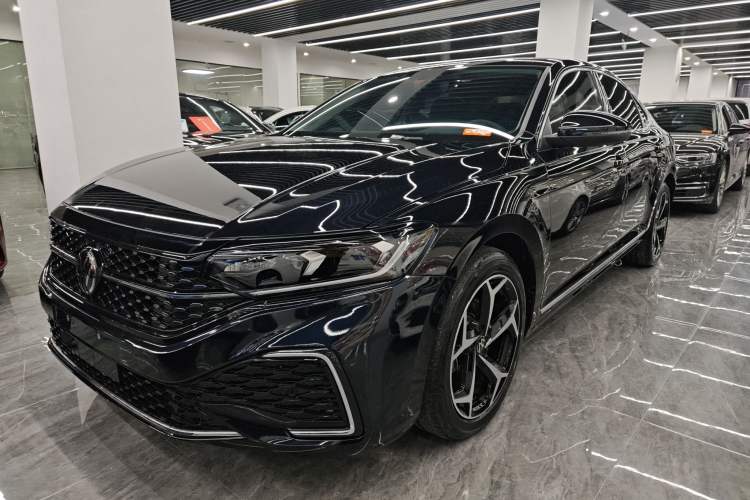 Used Volkswagen Passat 2024 330TSI Starry Elite Edition