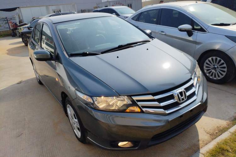 Used Honda City Classic 2012 1.5L Manual Comfort Edition