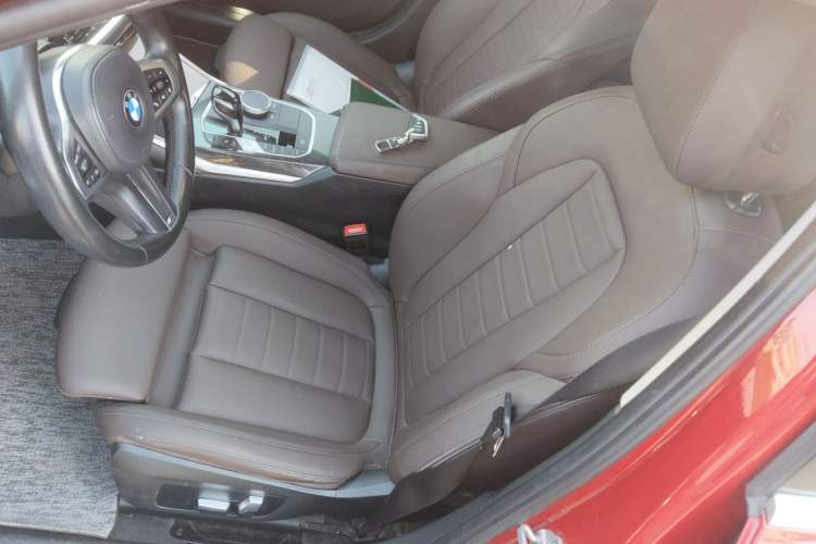 TDK.VehicleDetails.img