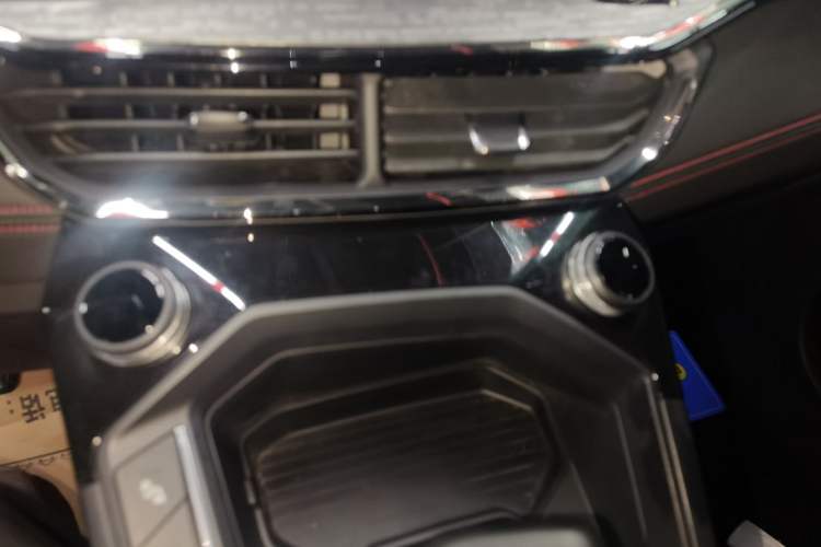 Used Lynk & Co 06 2021 1.5T Shero Pink Special Edition