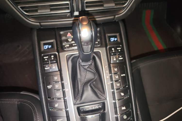 Used Porsche Macan 2018 Macan 2.0T
