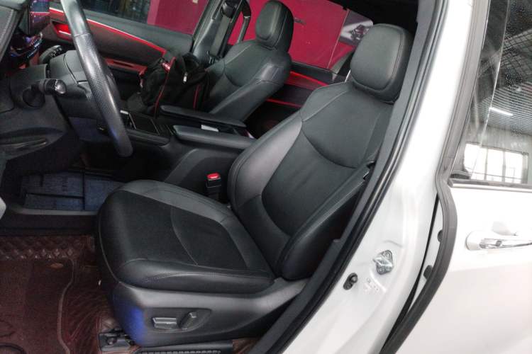 Used Toyota Sienna 2021 2.5L Hybrid Premium Edition