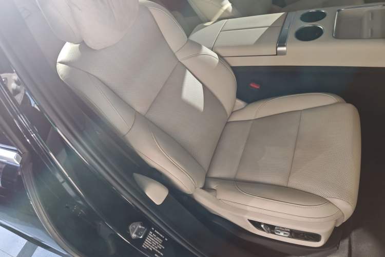 Used Li Auto L7 2023 Pro Model
