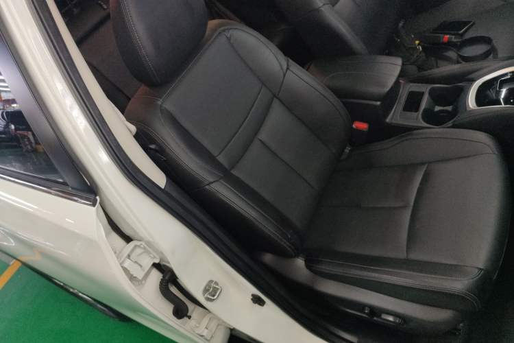 Used Nissan X-Trail 2022 Revised Version 2.0L Two-Wheel Drive Smart Connect Premium Edition