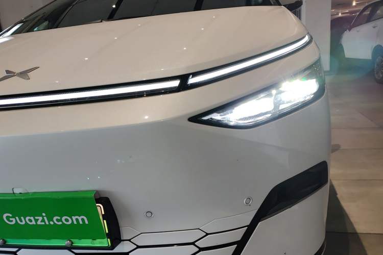 Used XPeng X9 2024 702 Ultra-Long Range Max
