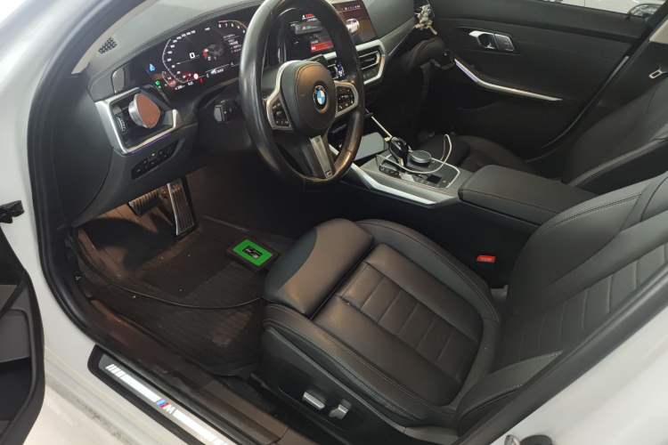 Used BMW 3 Series 2021 325i M Sport Night Edition package
