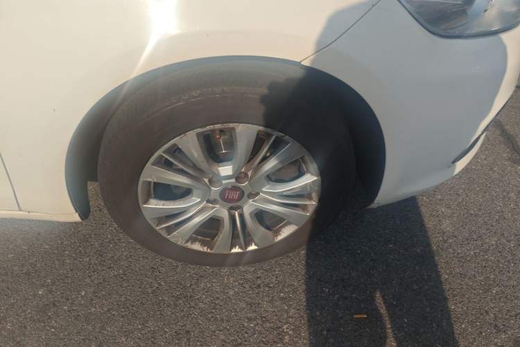 Used Fiat Viaggio 2015 1.4T Automatic Enjoyment Edition
