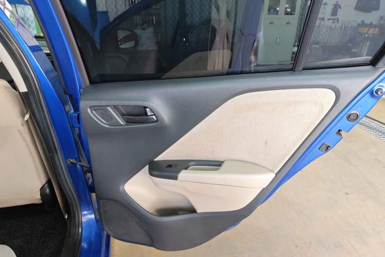 Used Honda City 2015 1.5L CVT Comfort Version
