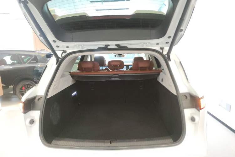 Used VOYAH FREE 2024 Ultra-Long Range Intelligent Driving Version
