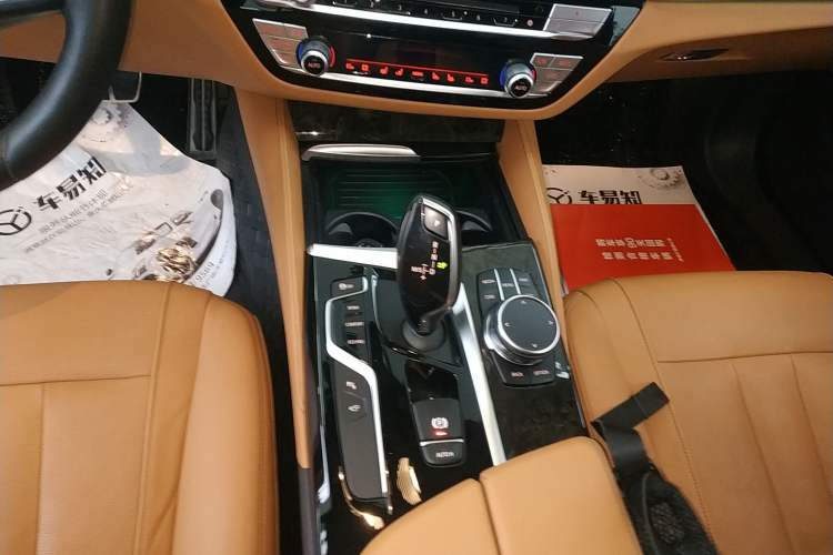 Used BMW 5 Series 2018 Restyled 530Li Luxury Edition M Sport Package
