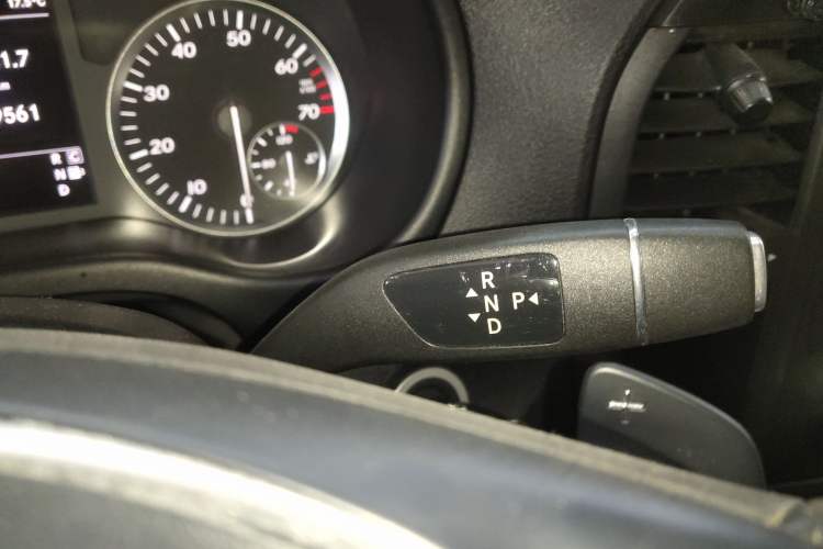 Used Mercedes-Benz Vito 2016 2.0T Business Edition
