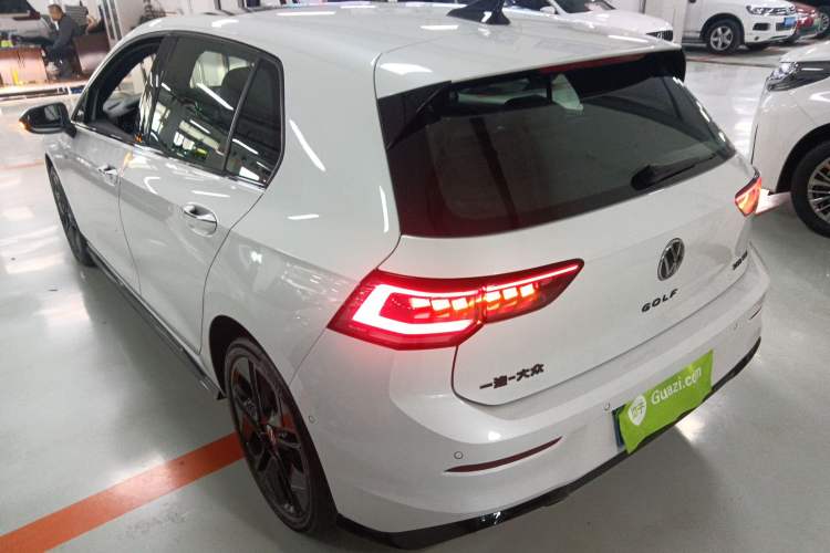 Used Volkswagen Golf 2025 300TSI R-Line