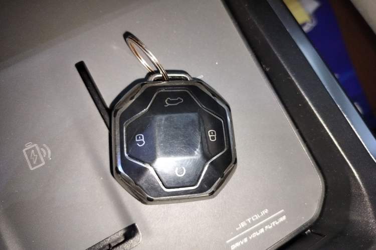 Used JETOUR Traveler 2023 2.0T All-Wheel-Drive CrossPRO
