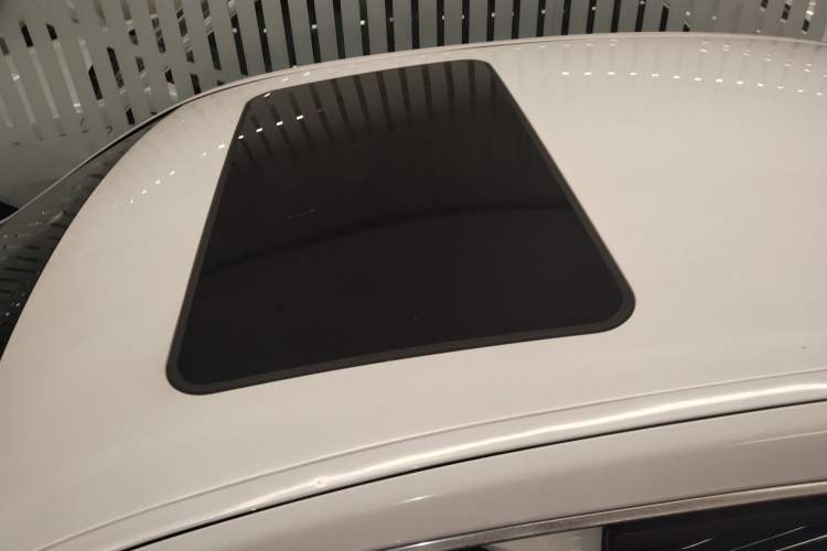 Used Mercedes-Benz E-Class 2015 E 260 L Sport Edition
