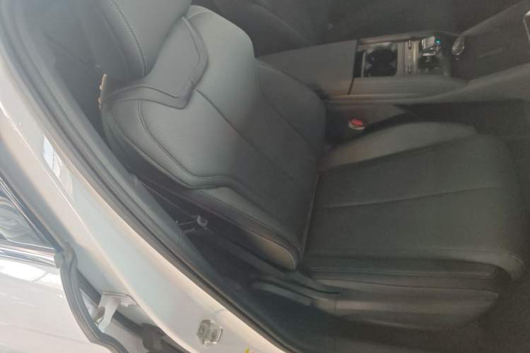 Used BYD Qin L 2024 DM-i 120KM Leading Model
