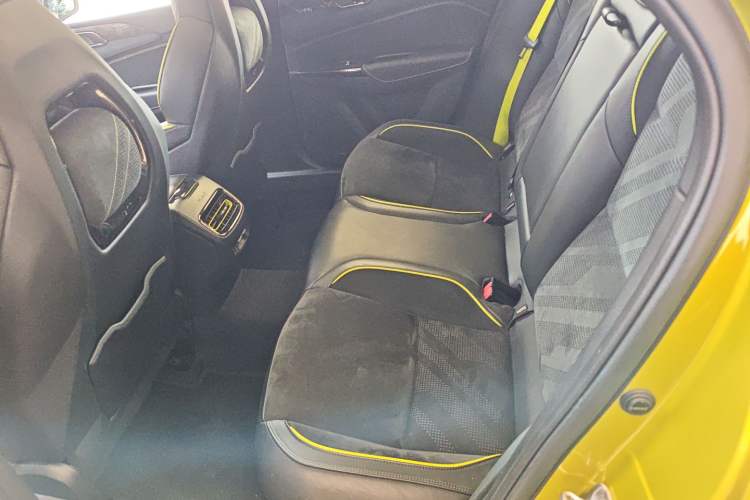 Used Lynk & Co 03 2019 03+ 2.0TD Automatic Wind-Chasing Edition
