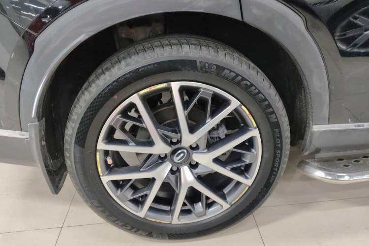 Used GAC Trumpchi GS8 2022 Linghang Series 2.0 TGDI Two-Wheel-Drive Luxury Smart Connectivity Version (7 Seats)
