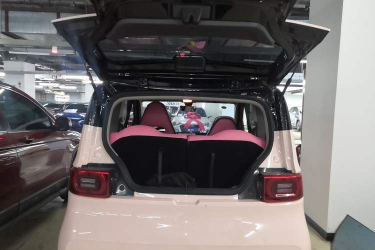 Used Wuling Hongguang MINIEV 2022 Macaron Premium Model – Lithium Iron Phosphate