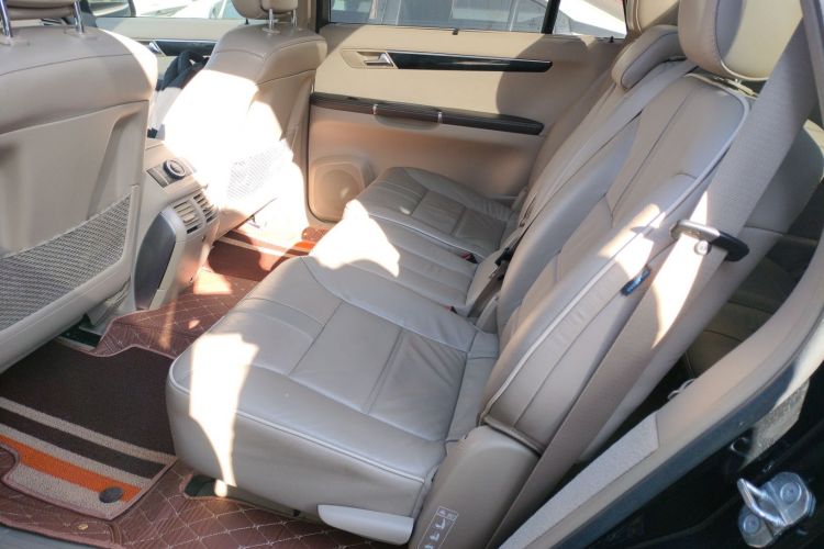 Used Mercedes-Benz R-Class 2017 R 320 4MATIC Business Edition Prestige Model