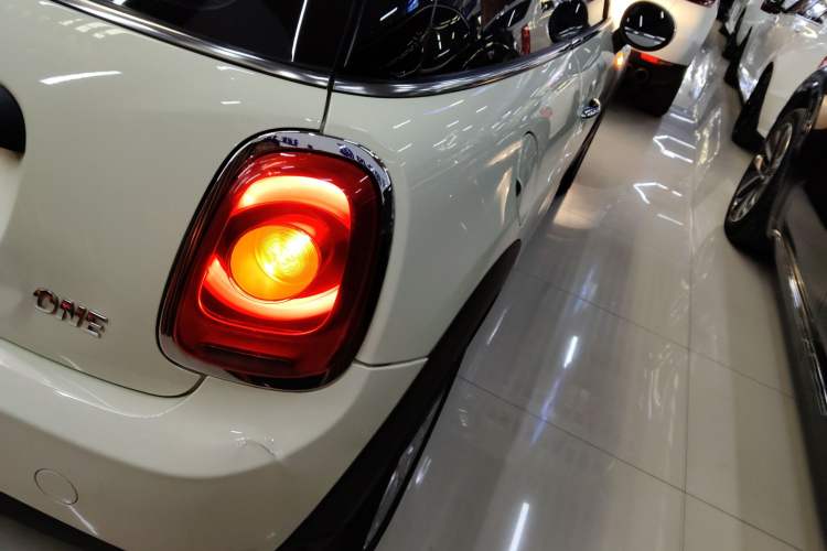 Used  MINI 2018 1.5T ONE PLUS
