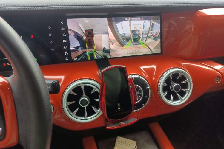 Used Tank 300 2021 City Edition 2.0T—Truly Stylish