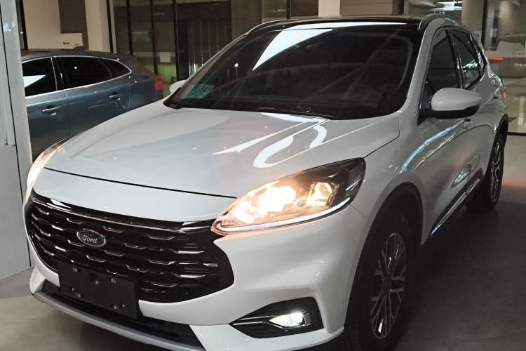 Used Ford Escape 2020 EcoBoost 245 4x4 Enjoyment Model