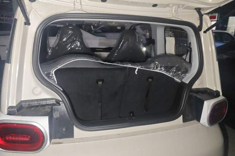 Used Wuling Hongguang MINIEV 2024 3rd Generation 215km Youth Edition
