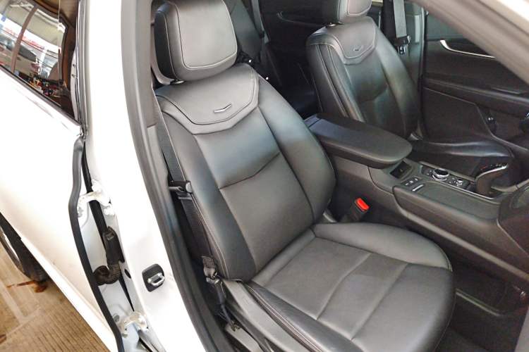 Used Cadillac XT5 2020 28T Luxury Version
