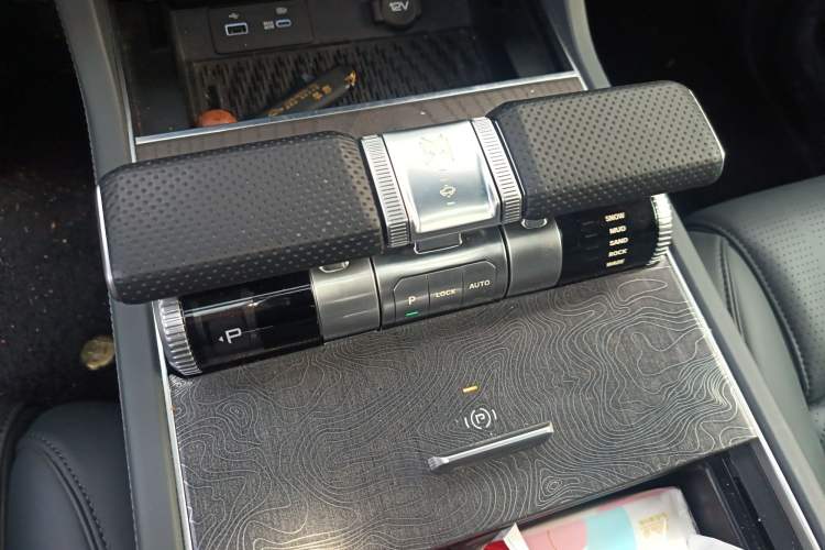 Used  917 2023 Range-Extended Base Model
