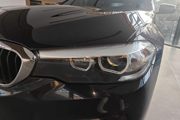 Used BMW 5 Series 2018 525Li M Sport Package
