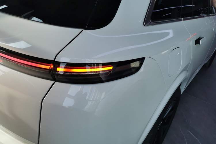 Used Li Auto L7 2023 Pro Model
