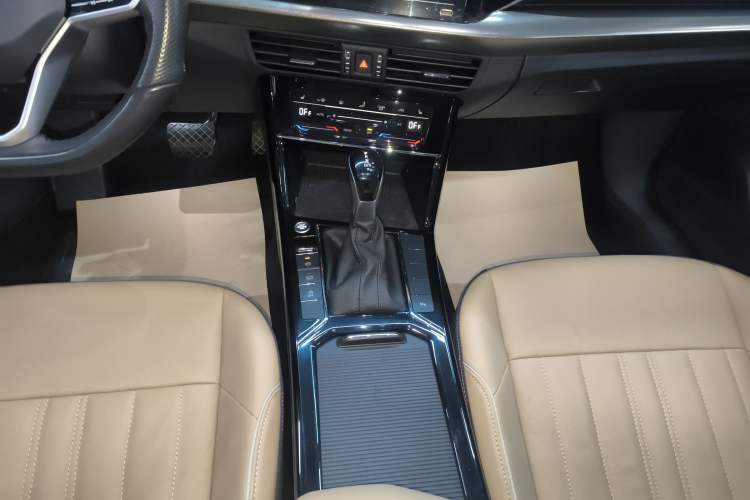 Used Volkswagen Passat 2023 Revised 330TSI Elite Edition
