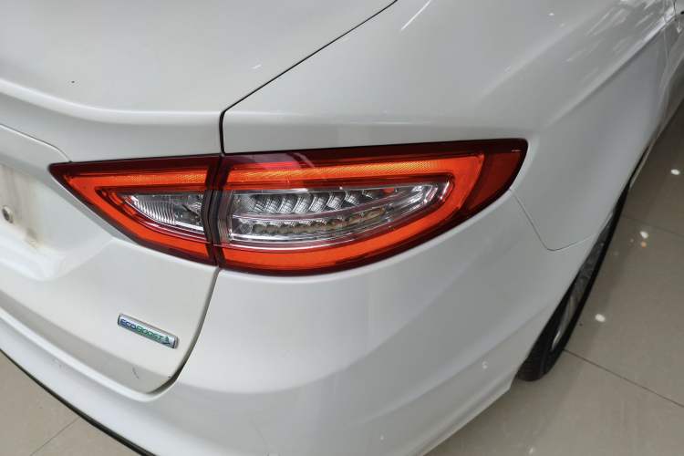 Used Ford Mondeo 2013 2.0L GTDi 200 Fashion Edition