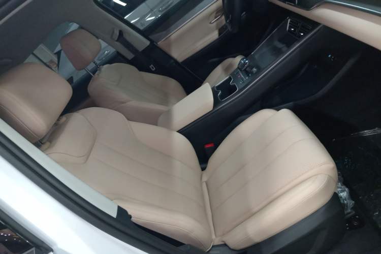 Used BYD Song Pro New Energy 2025 Second-Generation DM-i 75KM Leading Edition
