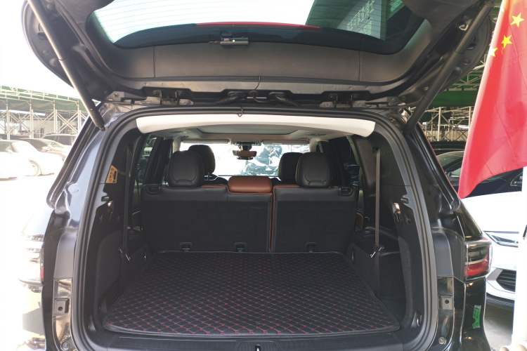 Used  Grand Commander 2022 2.0T Four-Wheel Drive Luxury Edition
