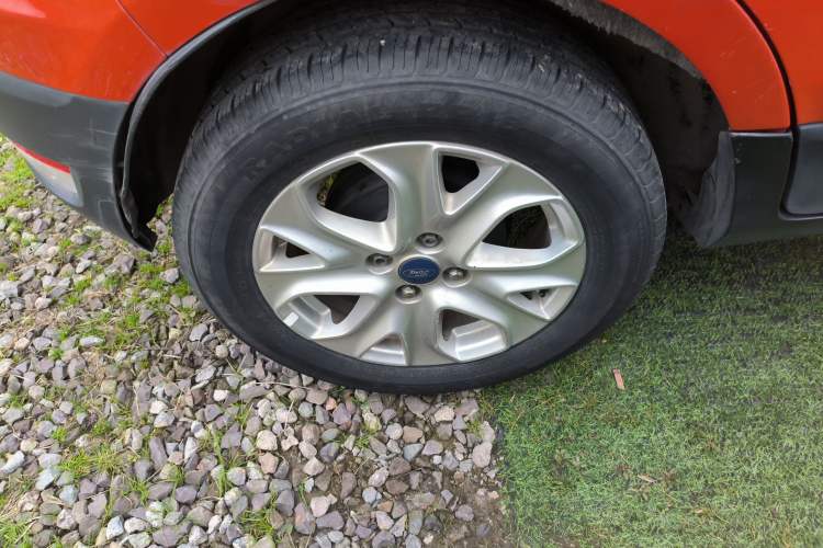 Used Ford EcoSport 2013 1.5L Automatic Fashion Model