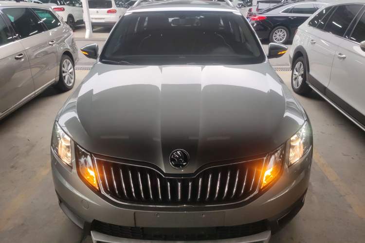 Used Skoda Octavia 2018 Station Wagon TSI230 DSG Luxury Edition